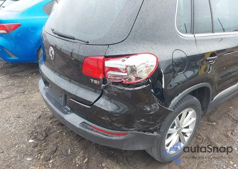 2017 Volkswagen Tiguan Wolfsburg Edition z USA, uszkodzony, nr VIN WVGRV7AX8HW502577